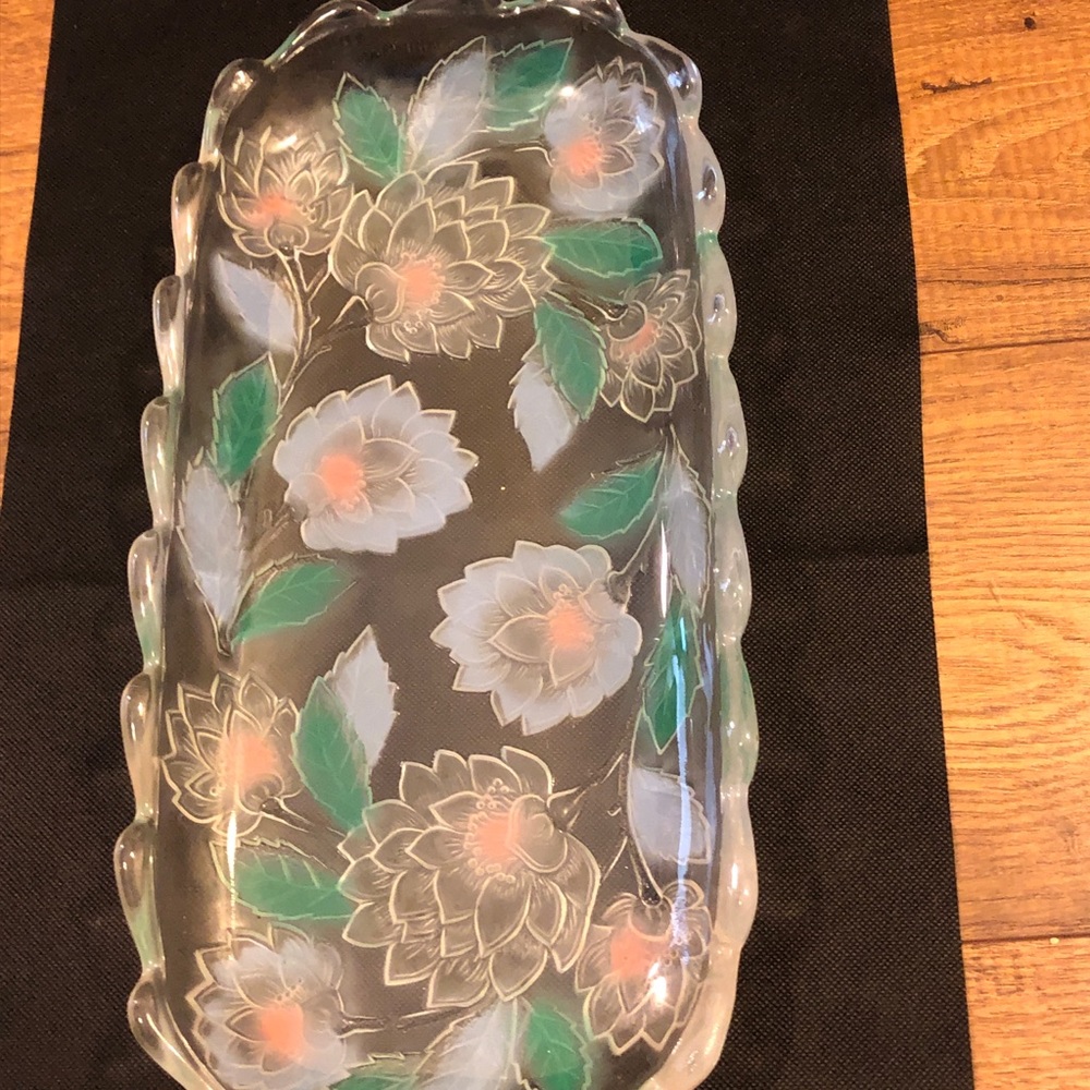 Formal Mikasa serving plate of glass